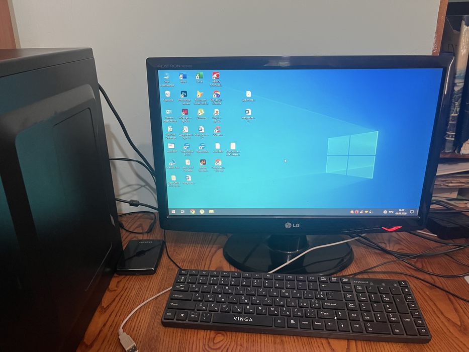 Системний блок Green Vision + монітор LG Flatron W2243S