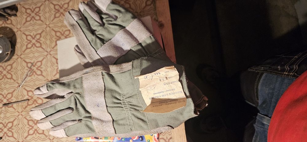 Rękawice ochronne PRL