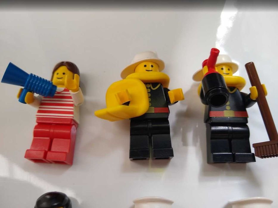 6 figurek + akcesoria Lego System figurki policja straż mechanik