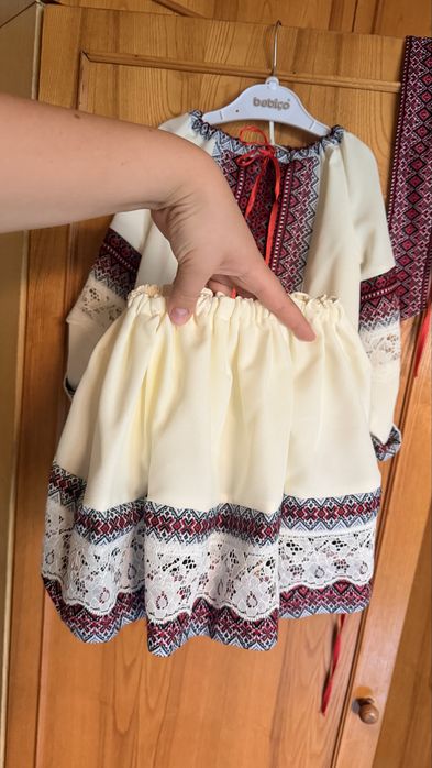 Вишиванка для дівчинки 3-5 років 100-110 см
