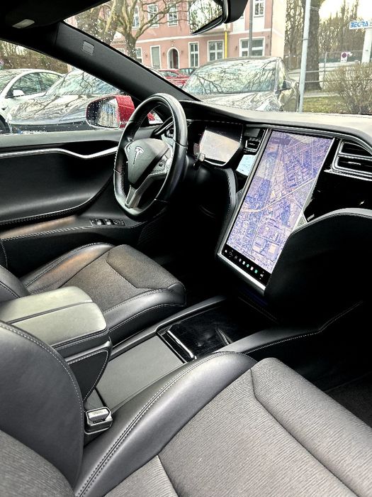Tesla model s , Тесла модел s
