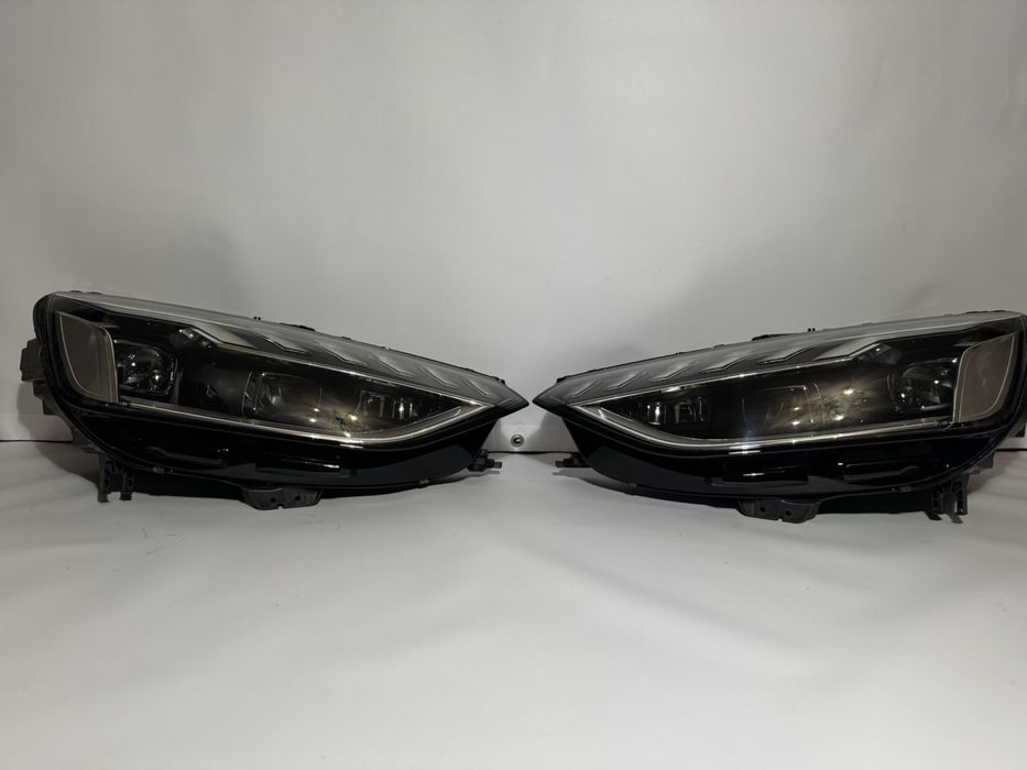 Фари AUDI A4 B9 FULL LED оригінал рест передні ауді а6 б9 права ліва