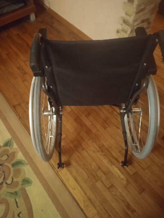 Крісло ,Візок інвалідний новий!
