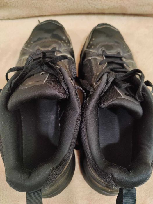 Nike Defy All Day  em estado praticamente novo, tam. 42