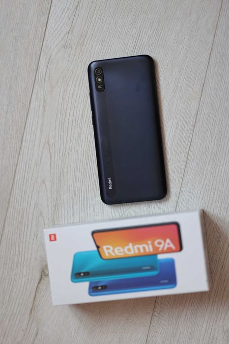 Telefon Xiaomi Redmi 9A granat 64 GB +  etui, szkło i ładowarka słuchawki jbl