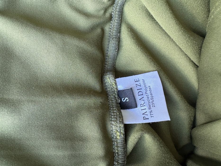 Oliwkowe zielone legginsy Pairadize modelujące