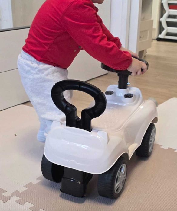 Nowy Jeździk Samochód Autko Dla Dzieci Pchacz Biały Na Prezent Święta