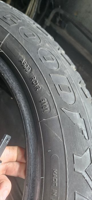 225 55 17 Зима 4шт 9мм Шип 21рік Goodyear з Європи Київ