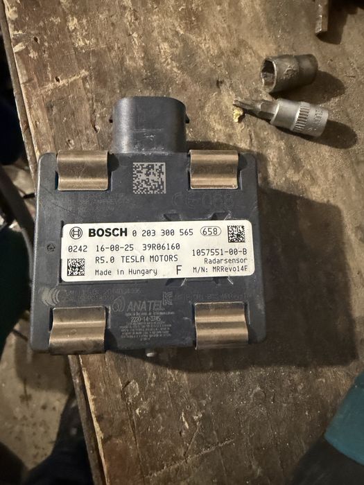 Радар Tesla model S 1 АП