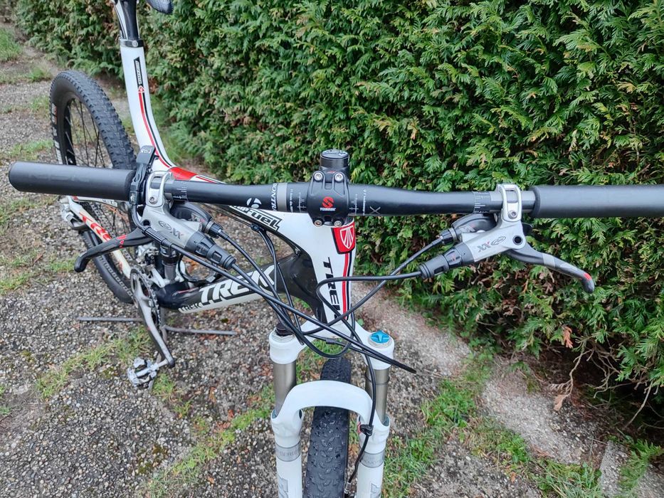 Bicicleta Trek Top Fuel 9.9