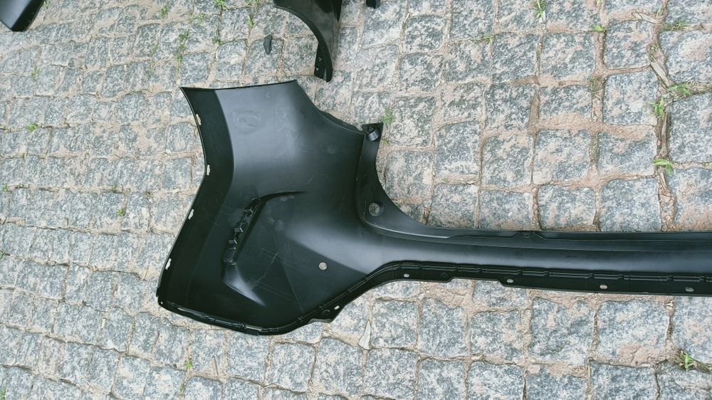 Parachoques Toyota Yaris cross para choques 2021