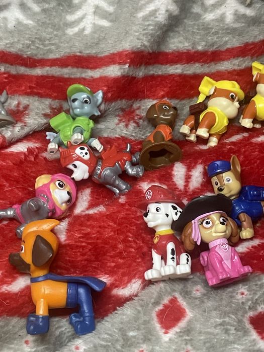 Zestaw 15 figurek psi patrol plus figurki zwierzay