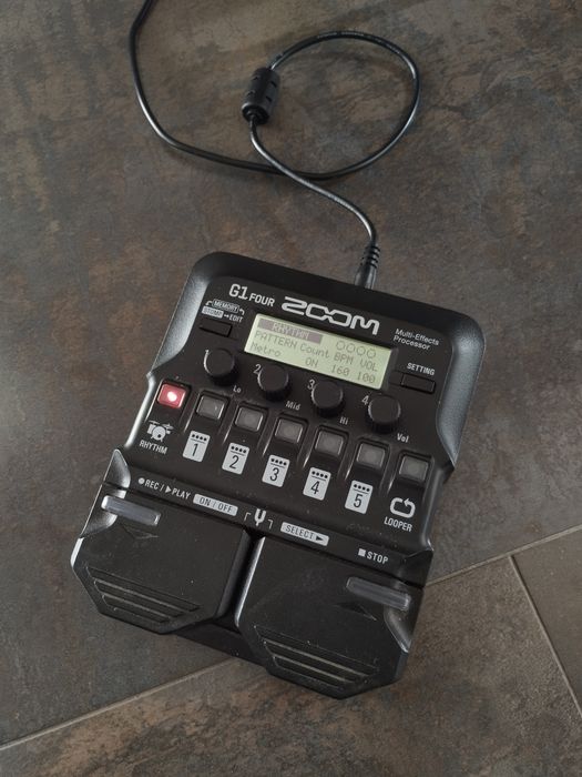 Pedal multi-effects