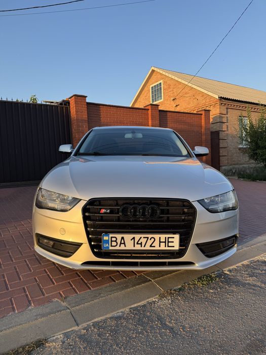 Audi a4 b8 2013