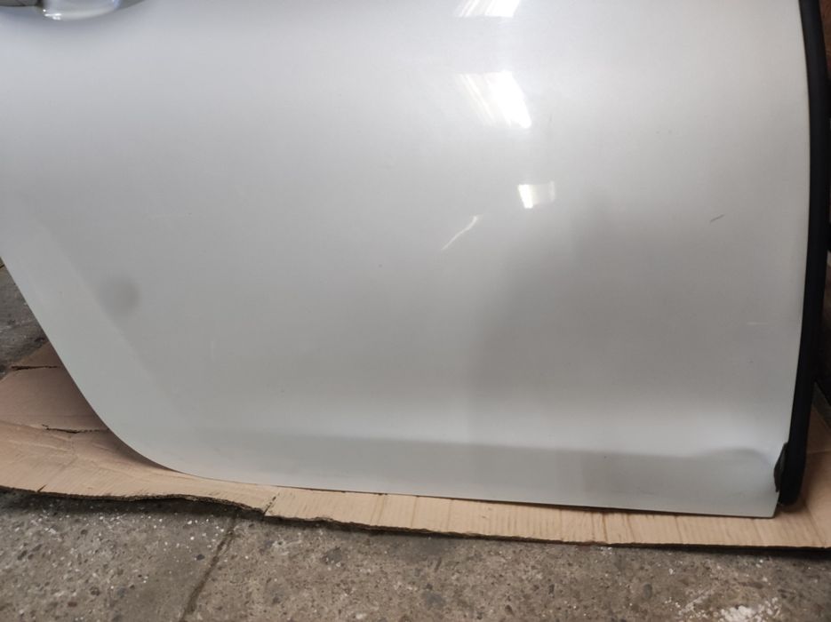 Drzwi prawe tylne Peugeot 308 t9 KEWD
