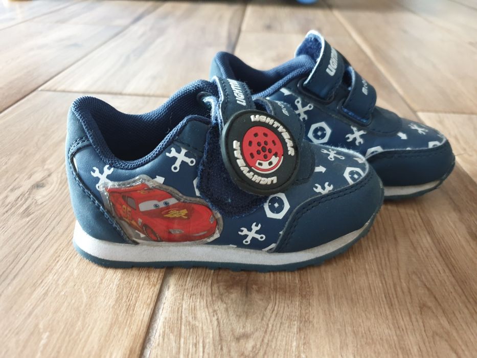 Buty chłopięce rozmiar 23