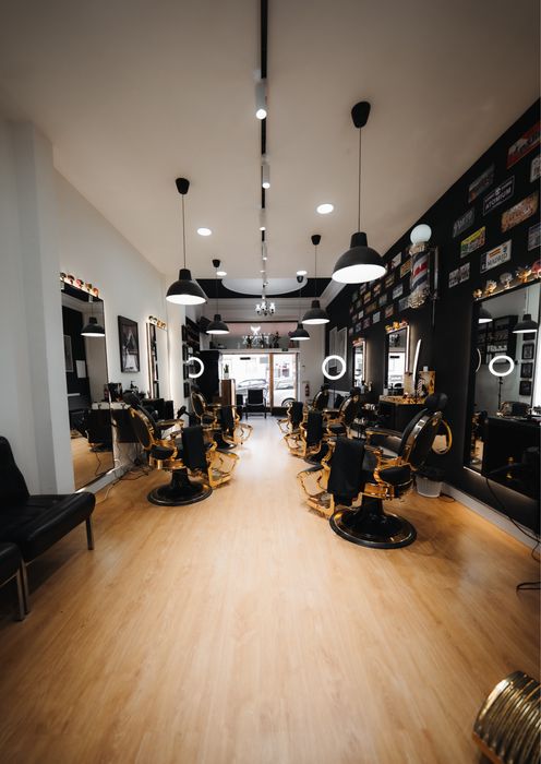 Alugo salao inteiro + sala de estetica