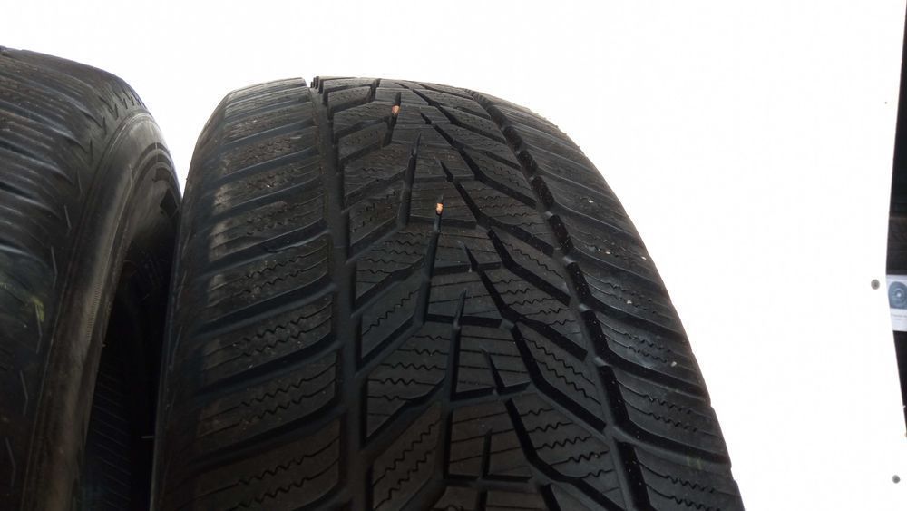 2x Opony zimowe 235/65/17 HANKOOK WINTERCEPT EVO3 2021 8,5mm
