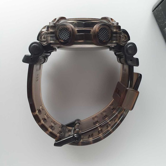 Часы Casio G-Shock GA-900SKE-8AER оригинал.