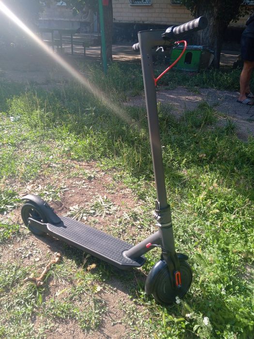Продам Электросамокат E-Titan