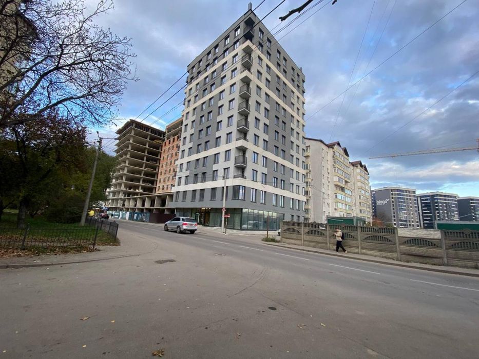 2 квартира-студія /  Целевича / Франківськ