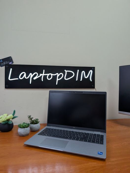 Ноутбук Dell Latitude 5520/i7-1185G7/16/512/15"/FullHD/IPS/ТОП.ГАРНИЙ