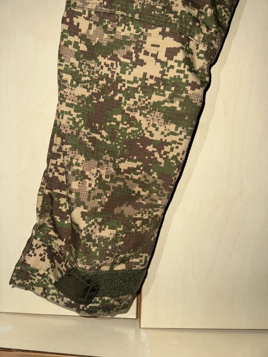 Штани повсякденні L/M (34/32) в камуфляжі NGU camo Хижак