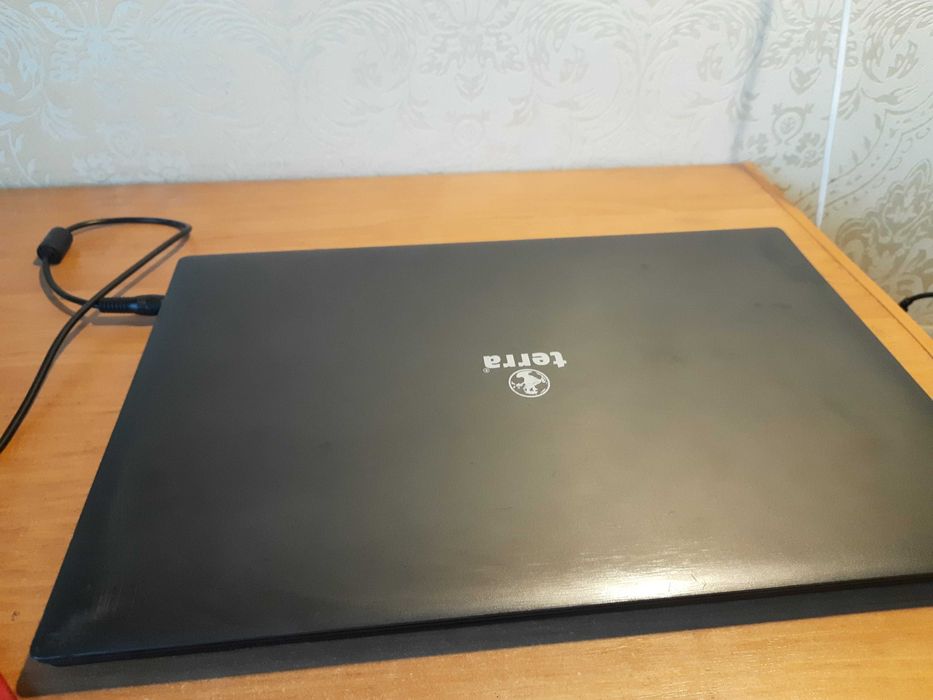 тонкий ноутбук, швидкий, SSD + hdd