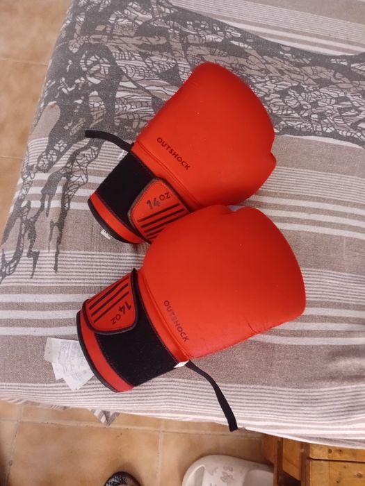 Saco de boxe e suporte