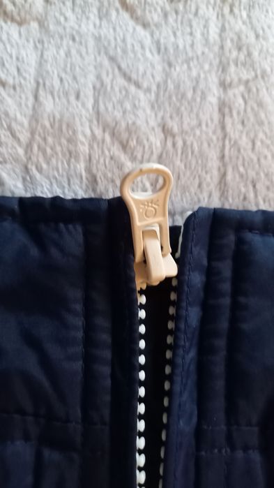 Kurtka wiatrówka Benetton rozmiar 110