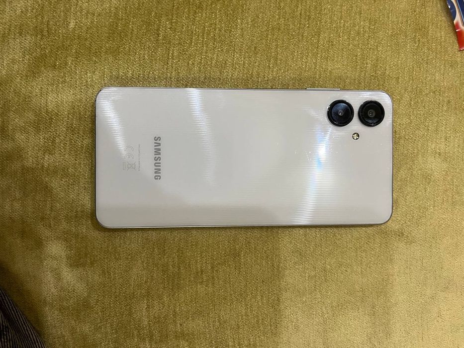 Samsung Galaxy a06 на 128 ГБ