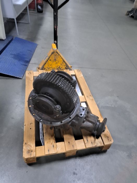 Редуктор краз 65 10  серийная модэль