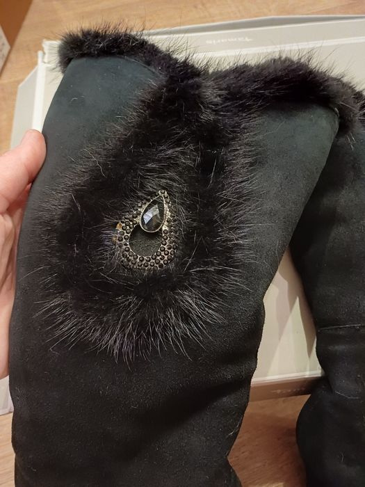 Зимові замшеві чобітки 38р