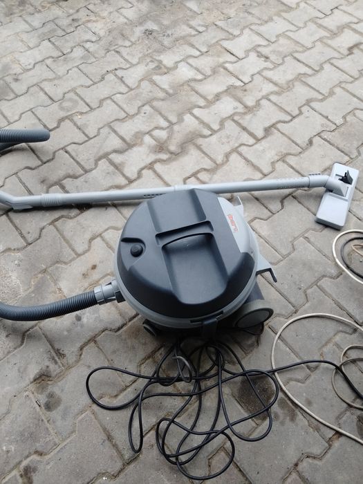 Odkurzacz leo bardzo dobry