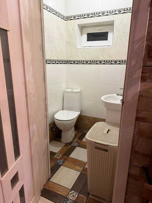 Будиночок біля лісу з САУНОЮ • тераса • зона барбекю (подобово)