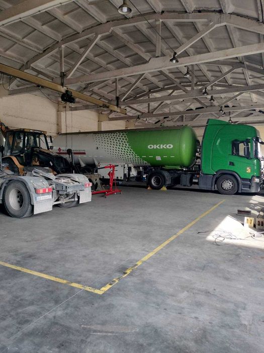 Продаж приміщень вільного призначення 3500м2 на земельній ділянці 2 га