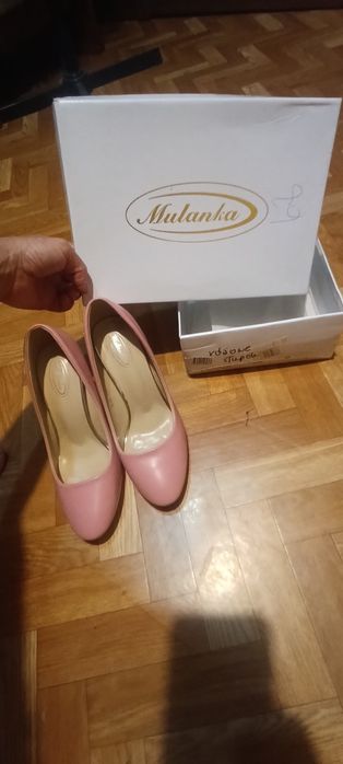 Mulanka Pink Floyd na słupku