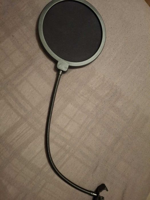Mikrofon BLUE Yeti + popfiltr.
