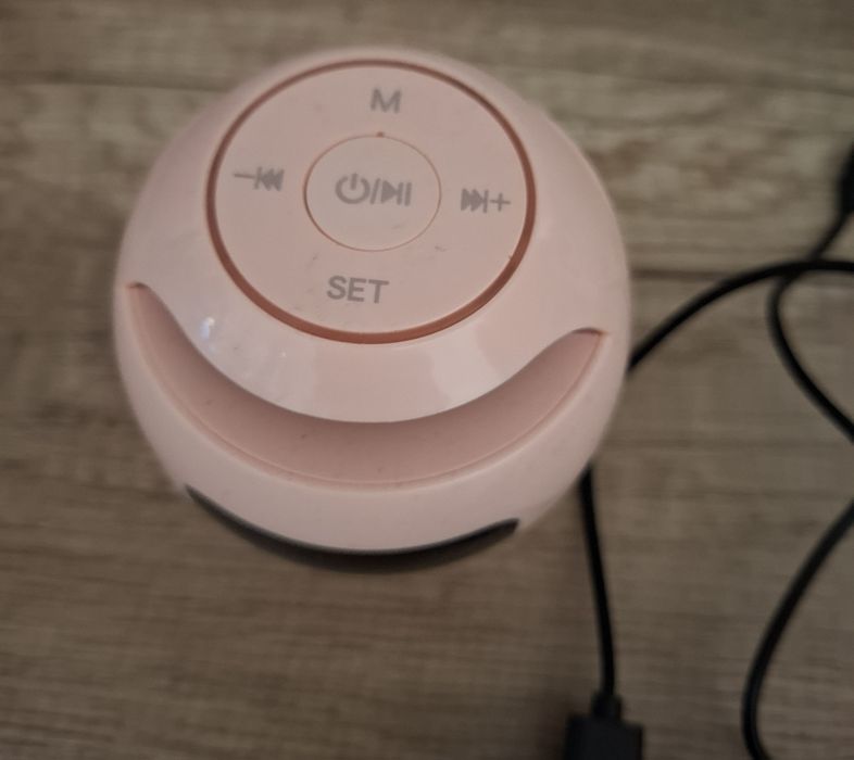 Budzik przenośny głośnik radio FM Bluetooth