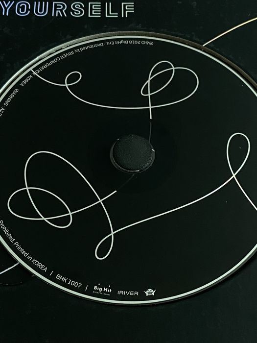 BTS album Love Yourself tear R Wrocław Krzyki • OLX.pl