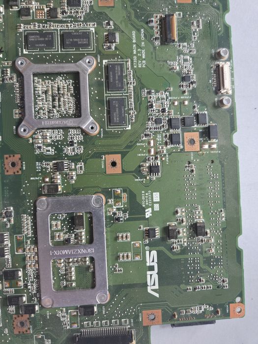 Sprzedam uszkodzoną plytę główną do laptopa ASUS N73S (bez procesora)