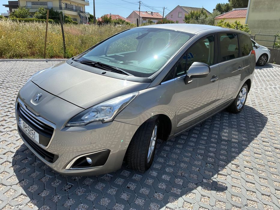 Peugeot 5008 1.6 E-HDi 7L Active 2-Tronic