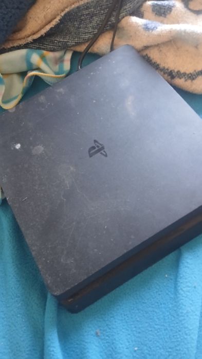 Ps 4 slim 500 gb