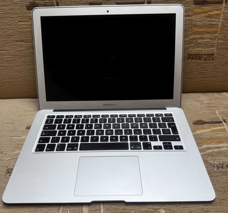 Macbook Air A1466 13.3" 2017 Intel Core i5 8GB/256GB SSD
