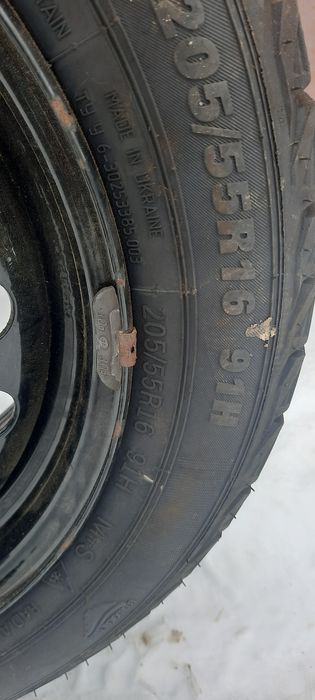 В зборі шина з диском  205/55 R16 91H