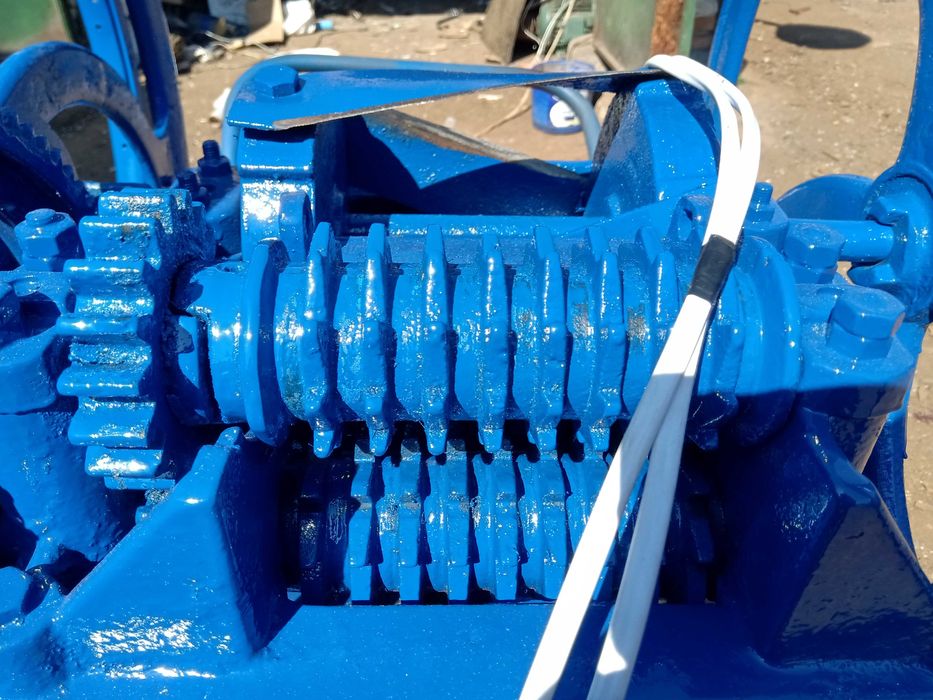 Сечкарня сичкарня соломорезка )электродвигатель 2.2-4х950квтх220/380 в