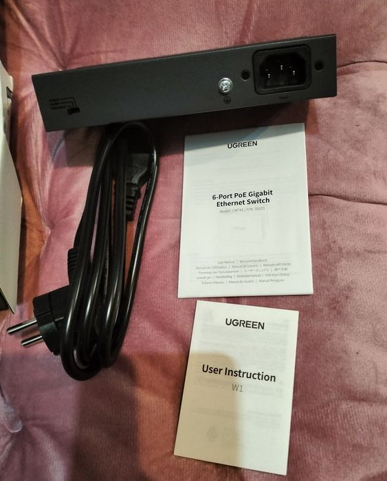 Switch Ethernet Gigabit PoE de 6 portas da UGREEN.