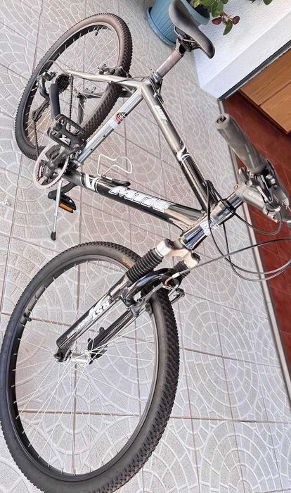 Bicicleta BTT Homem