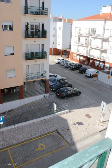 Apartamento T2 Duplex com Varanda em Alcochete