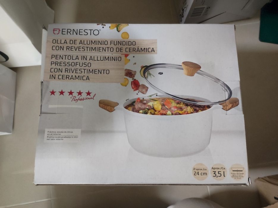 Tachos aluminio com revestimento cerâmico brancos